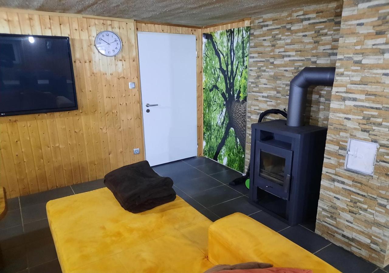 Exklusive Naturoase Direkt Am Ars Natura Wanderweg Mit Panoramablick Auf Melsungen Exterior foto